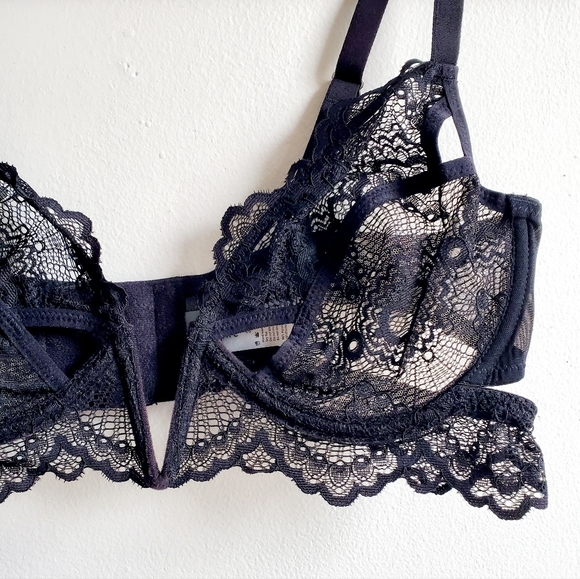 NWOT Underwire Lace Bra - Picture 2 of 4